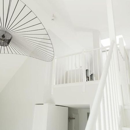 All In One Loft With Balcony And Free Parking Lidingö Zewnętrze zdjęcie