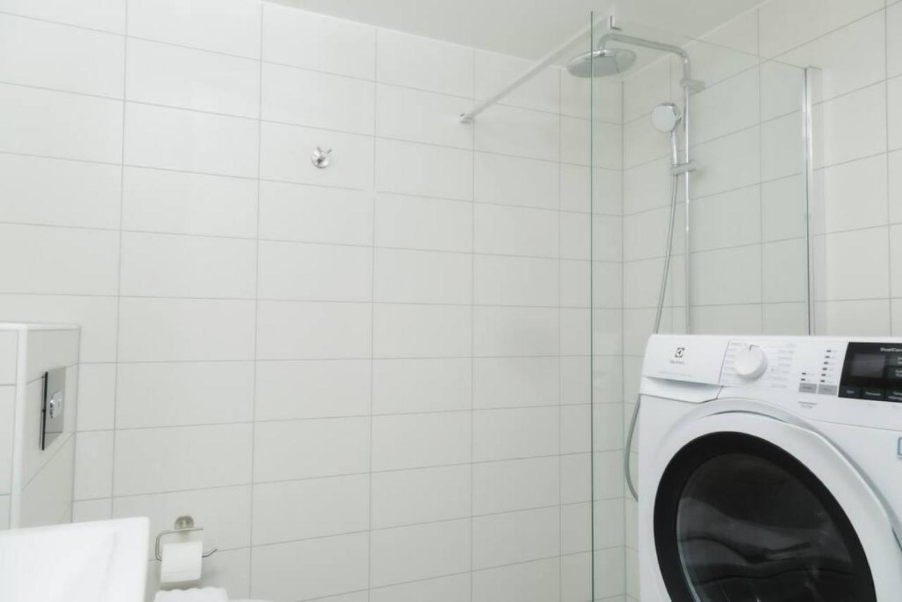 All In One Loft With Balcony And Free Parking Lidingö Zewnętrze zdjęcie